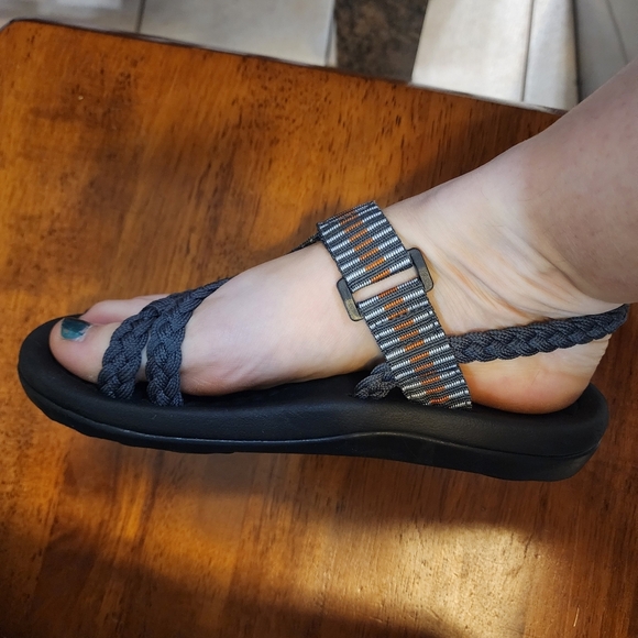 Rope and Velcro Sandals-*READ Description* - Picture 9 of 12